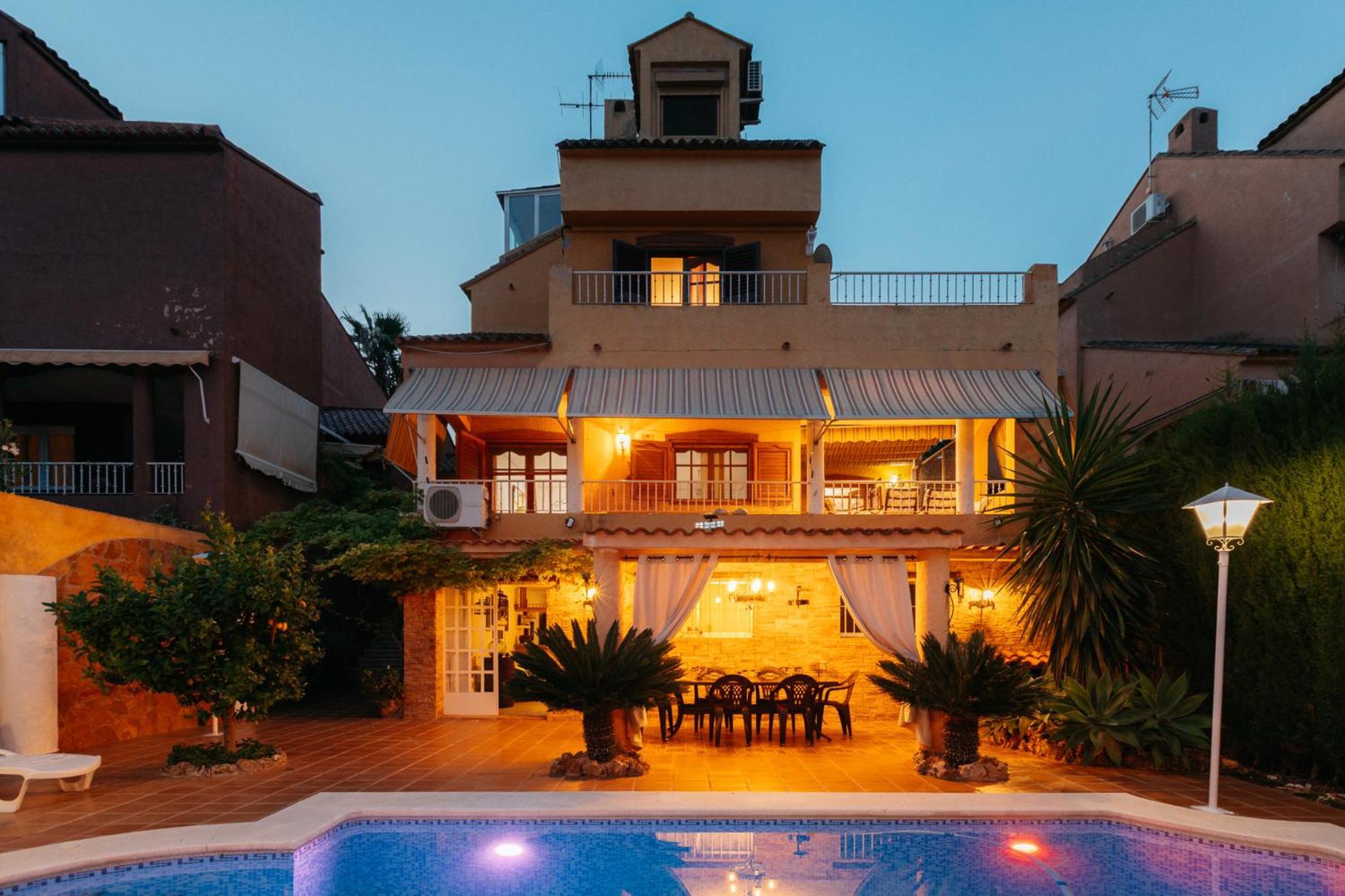 Chalet, Villa Rodeada De Naturaleza Piscina A Doce Klm De Valencia Y 7 Del Aeropuerto Экстерьер фото