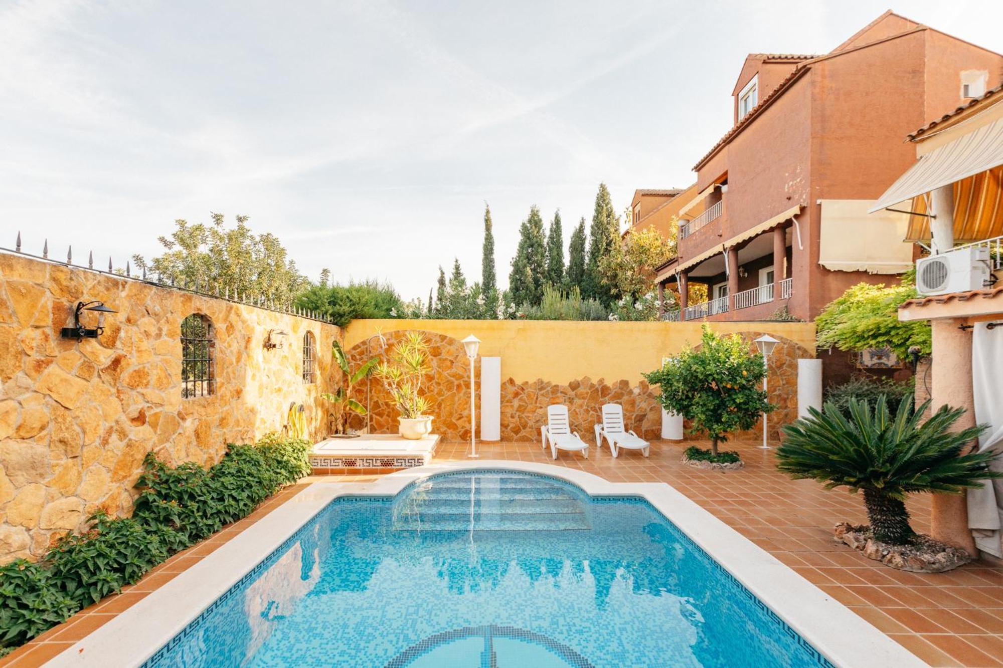 Chalet, Villa Rodeada De Naturaleza Piscina A Doce Klm De Valencia Y 7 Del Aeropuerto Экстерьер фото