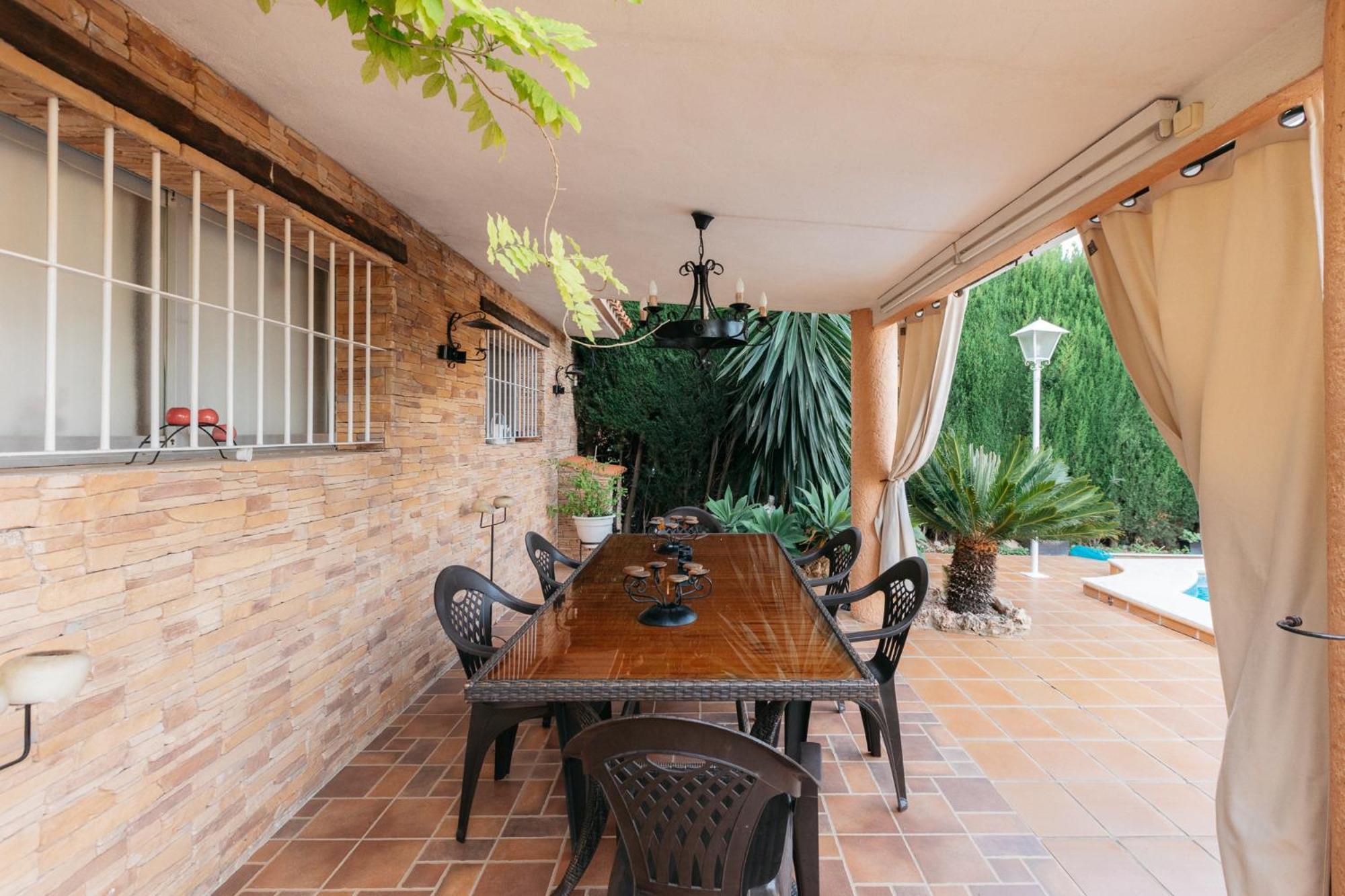 Chalet, Villa Rodeada De Naturaleza Piscina A Doce Klm De Valencia Y 7 Del Aeropuerto Экстерьер фото