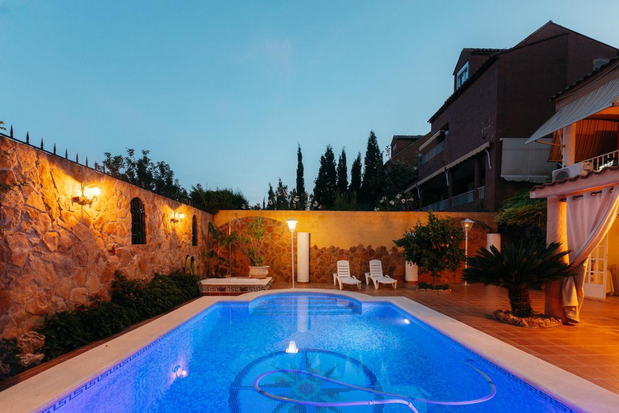 Chalet, Villa Rodeada De Naturaleza Piscina A Doce Klm De Valencia Y 7 Del Aeropuerto Экстерьер фото