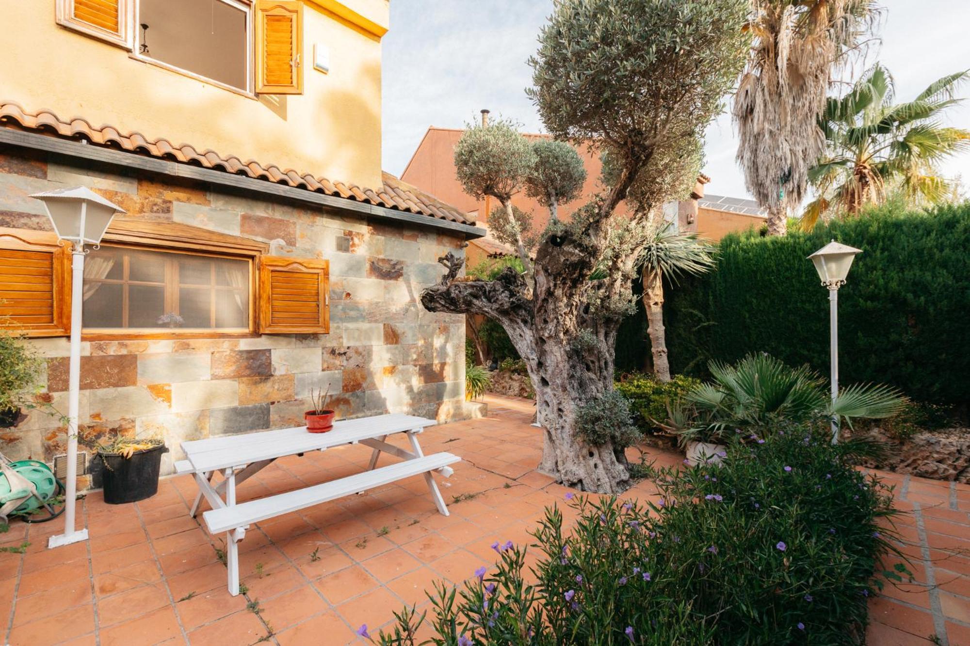 Chalet, Villa Rodeada De Naturaleza Piscina A Doce Klm De Valencia Y 7 Del Aeropuerto Экстерьер фото