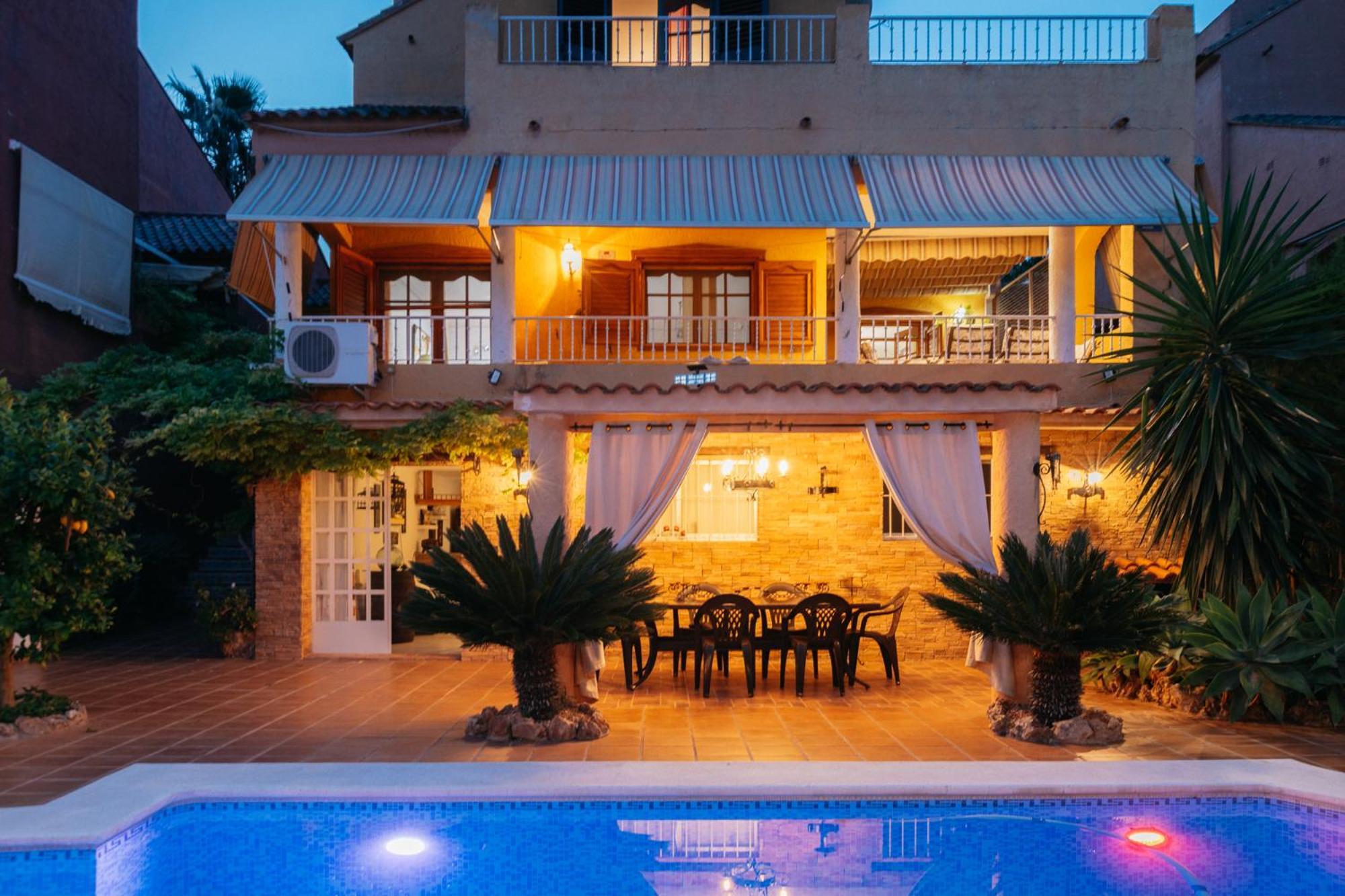 Chalet, Villa Rodeada De Naturaleza Piscina A Doce Klm De Valencia Y 7 Del Aeropuerto Экстерьер фото